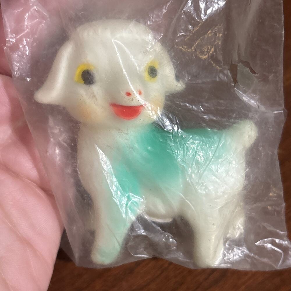 VTG 50s Protect O squeeze Me Lamb Squeaker Toy Japan NOS - Picture 6 of 6